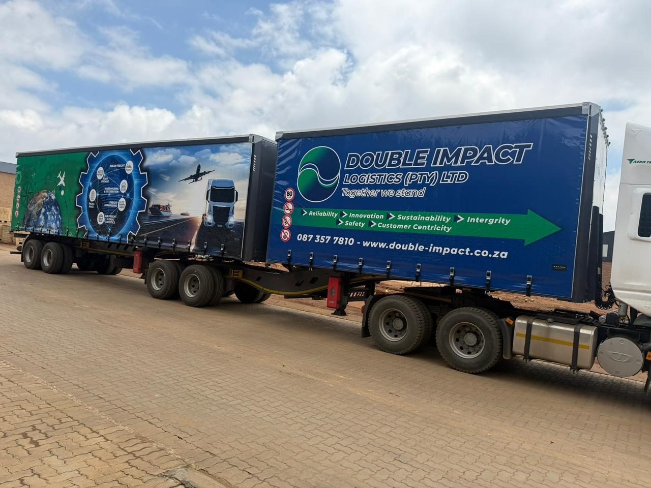 Double Impact Projects side-tipper haulage